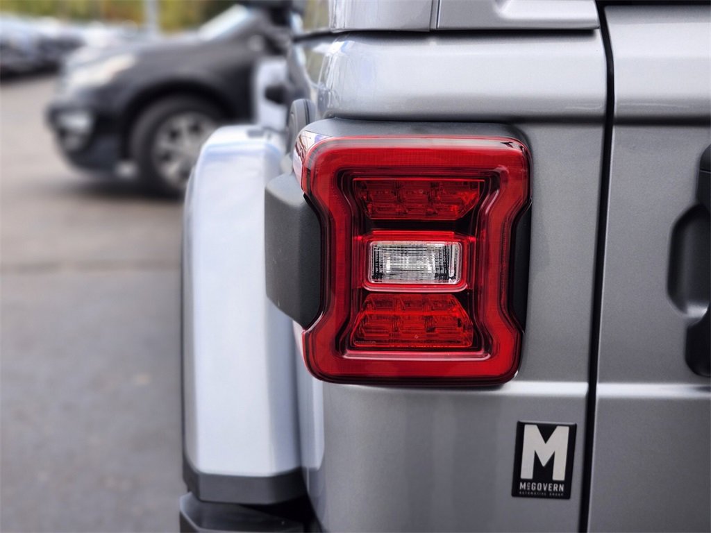 Used 2021 Jeep Wrangler Unlimited Rubicon image 9