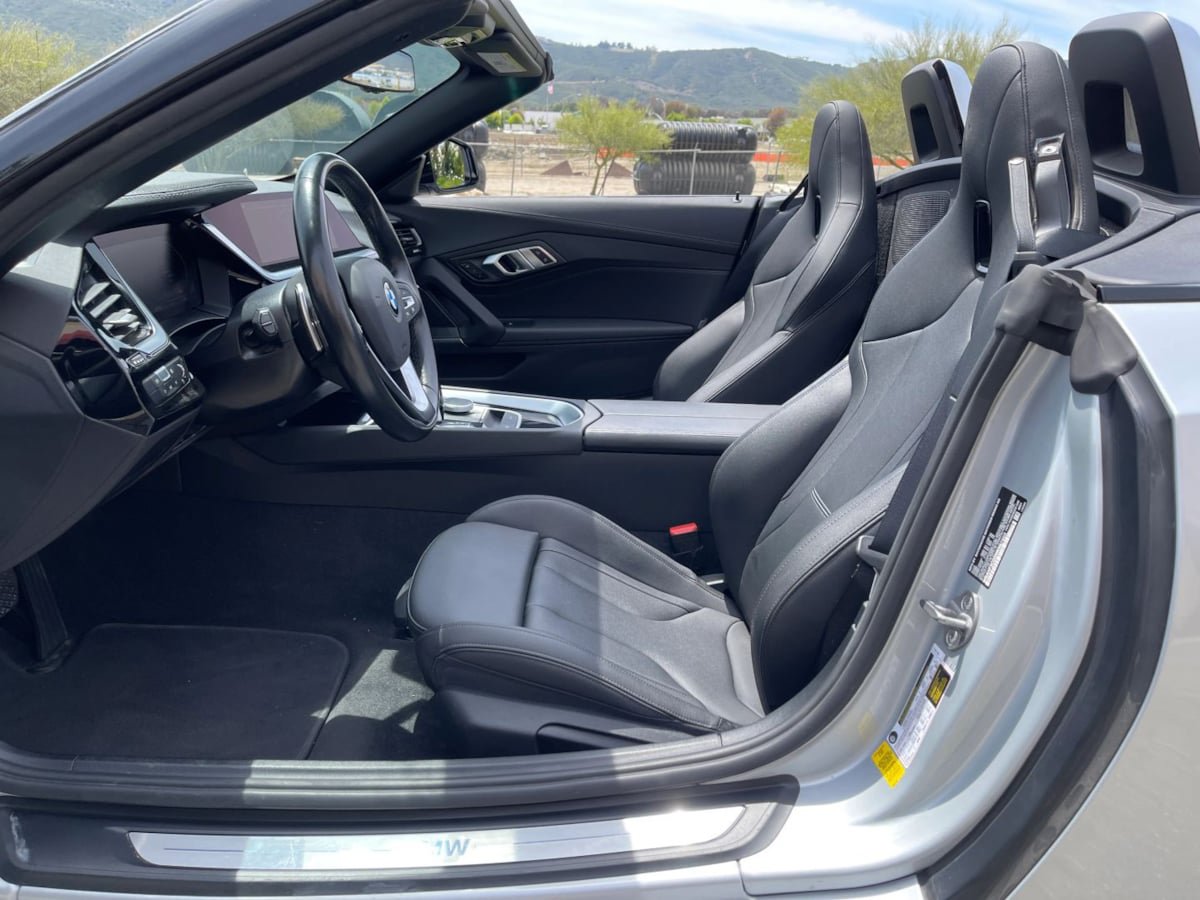 Used 2022 BMW Z4 sDrive30i w/ Driving Assistance Package RWD image 14