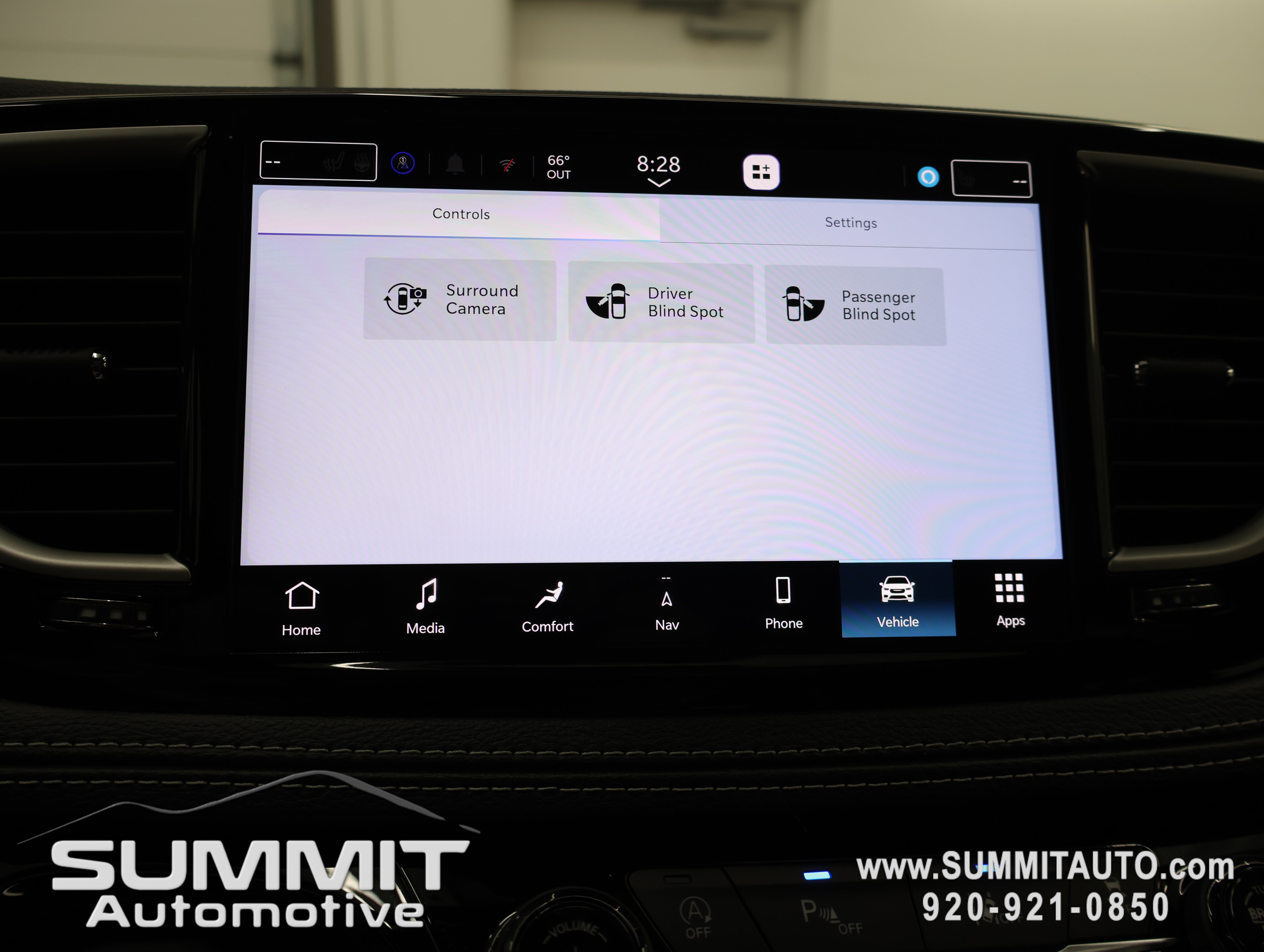 New 2027 Chrysler Pacifica Limited AWD/4WD image 70