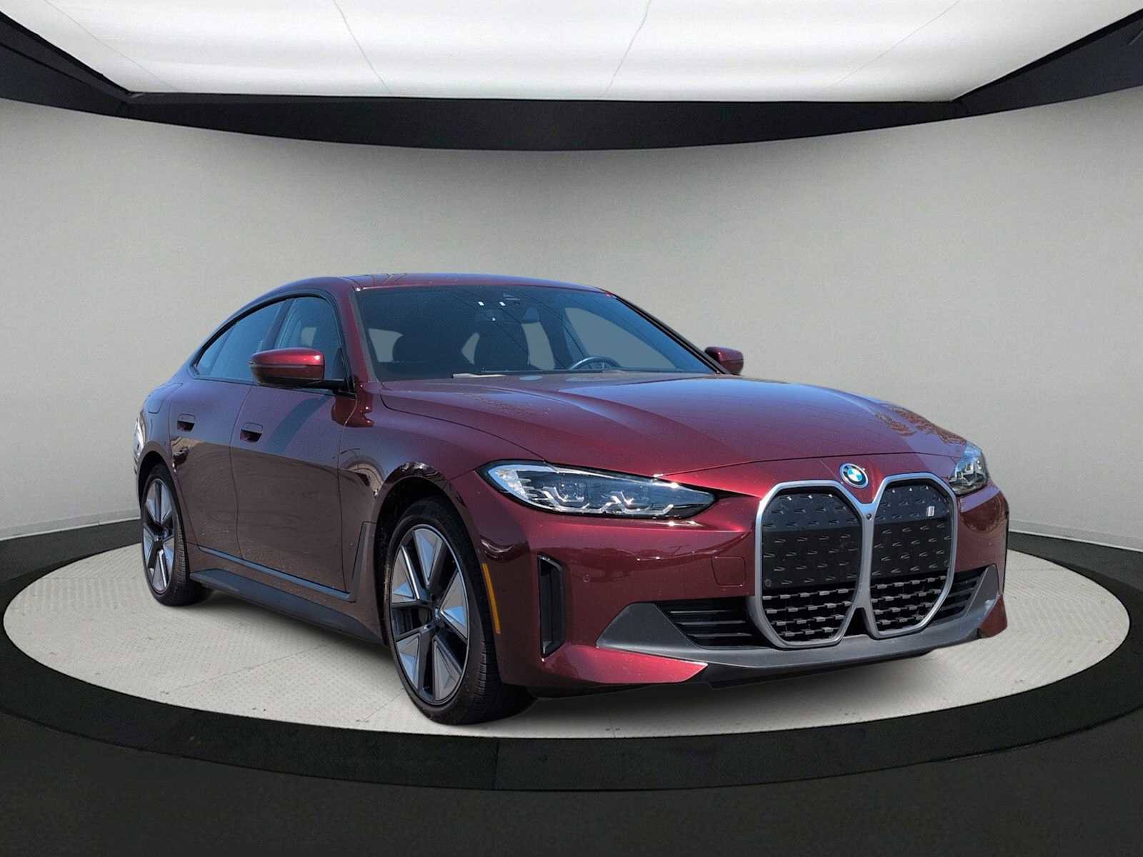 Certified 2023 BMW i4 eDrive35 w/ Premium Package image 2