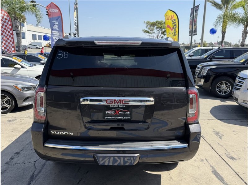 Used 2016 GMC Yukon Denali w/ Open Road Package AWD/4WD image 12