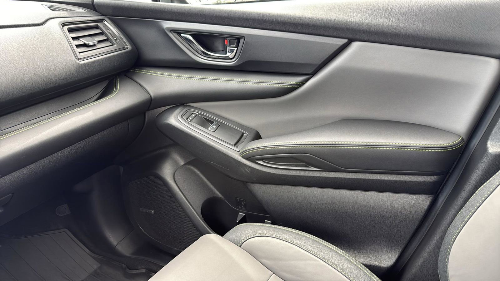 Used 2024 Subaru Ascent Onyx Edition Limited image 24