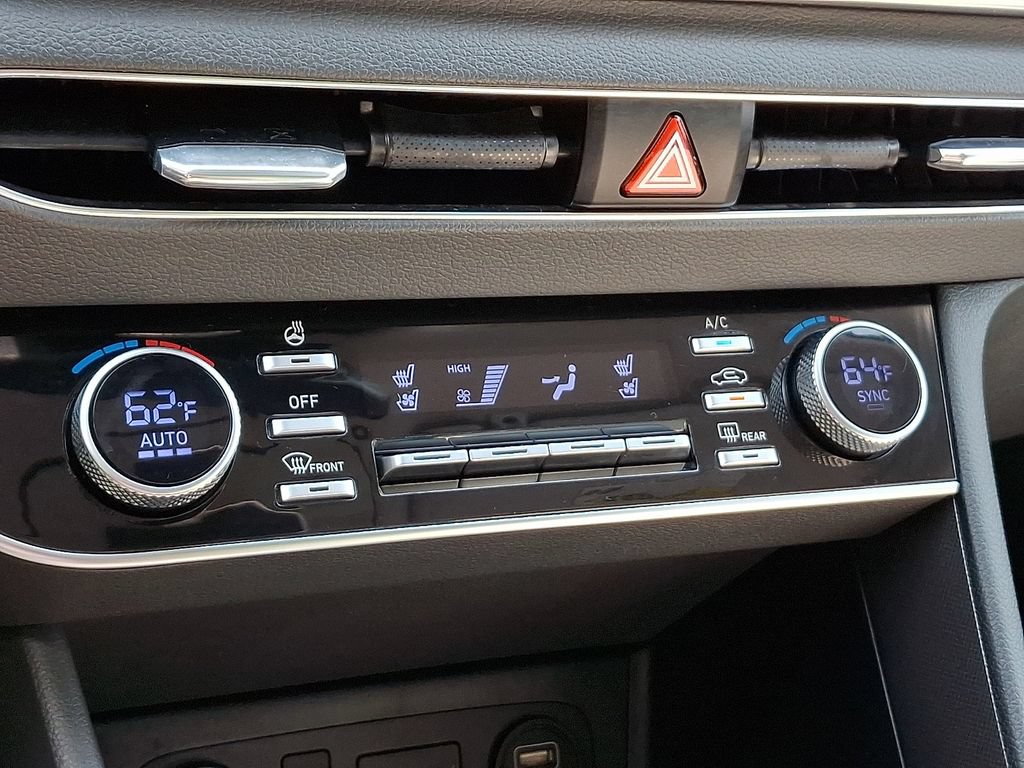 Used 2021 Hyundai Sonata Limited FWD image 17