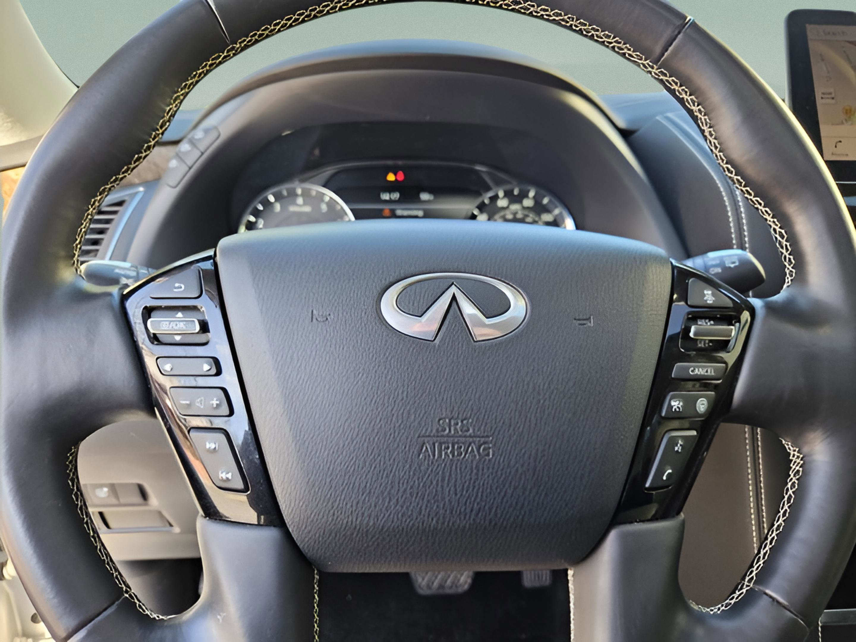 Used 2023 INFINITI QX80 Premium Select w/ All-Season Package image 27