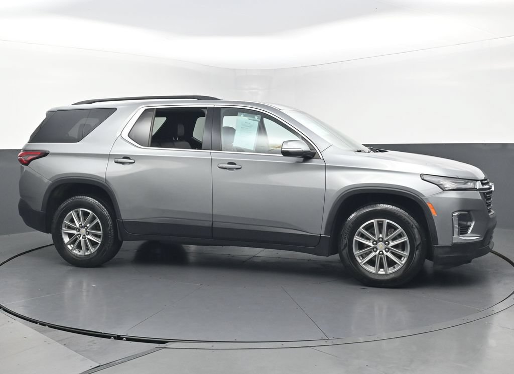 Used 2023 Chevrolet Traverse LT AWD/4WD image 6