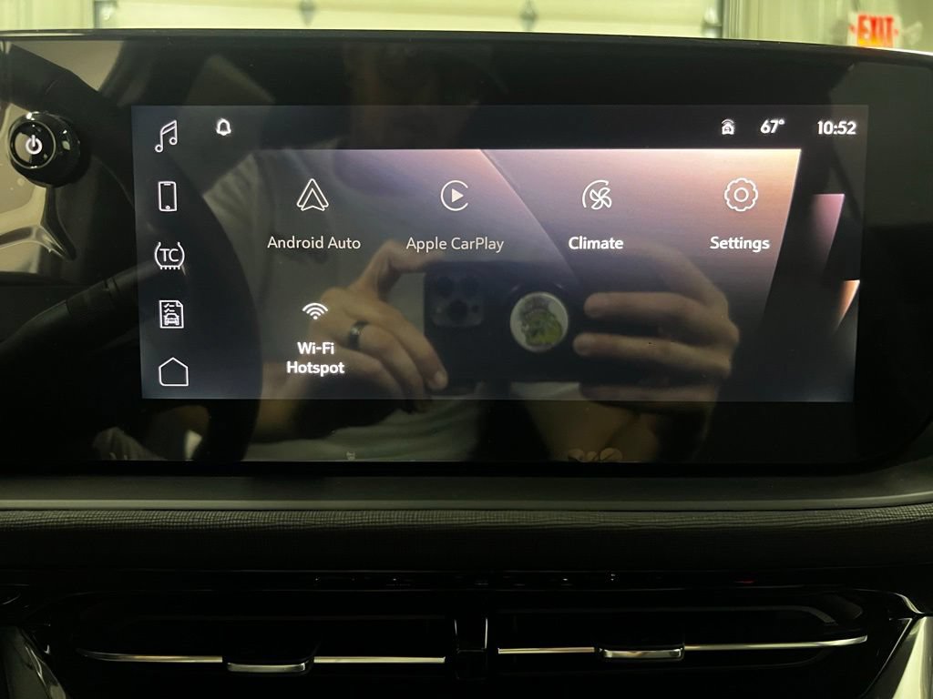 New 2026 Buick Envista Sport Touring w/ Convenience I Package FWD image 18