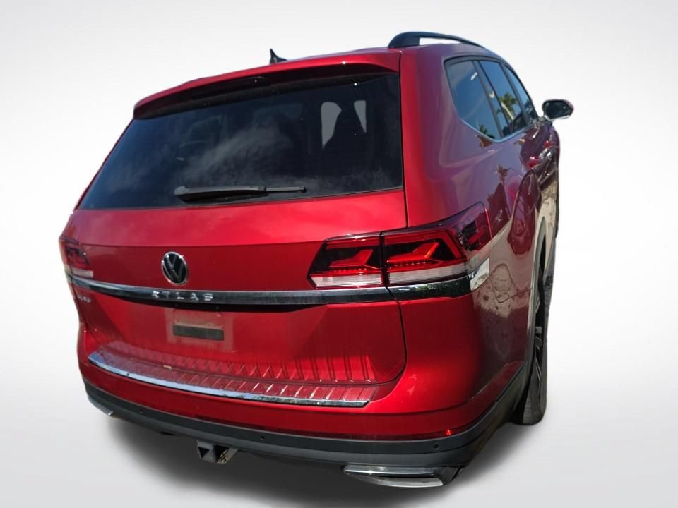 Used 2023 Volkswagen Atlas SE w/ Panoramic Sunroof Package FWD image 4