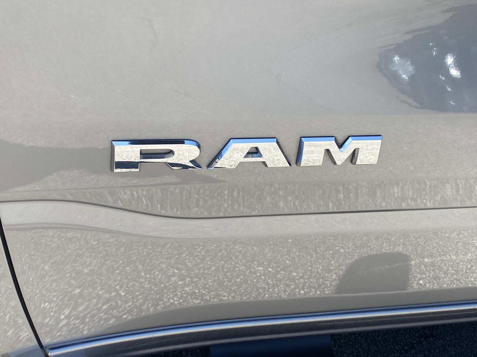 Used 2022 RAM 1500 Big Horn RWD image 14