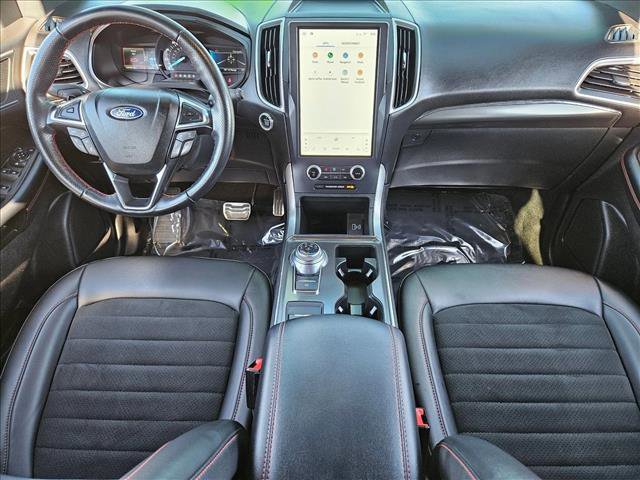 Used 2022 Ford Edge ST-Line w/ Class II Trailer Tow Package AWD/4WD image 17