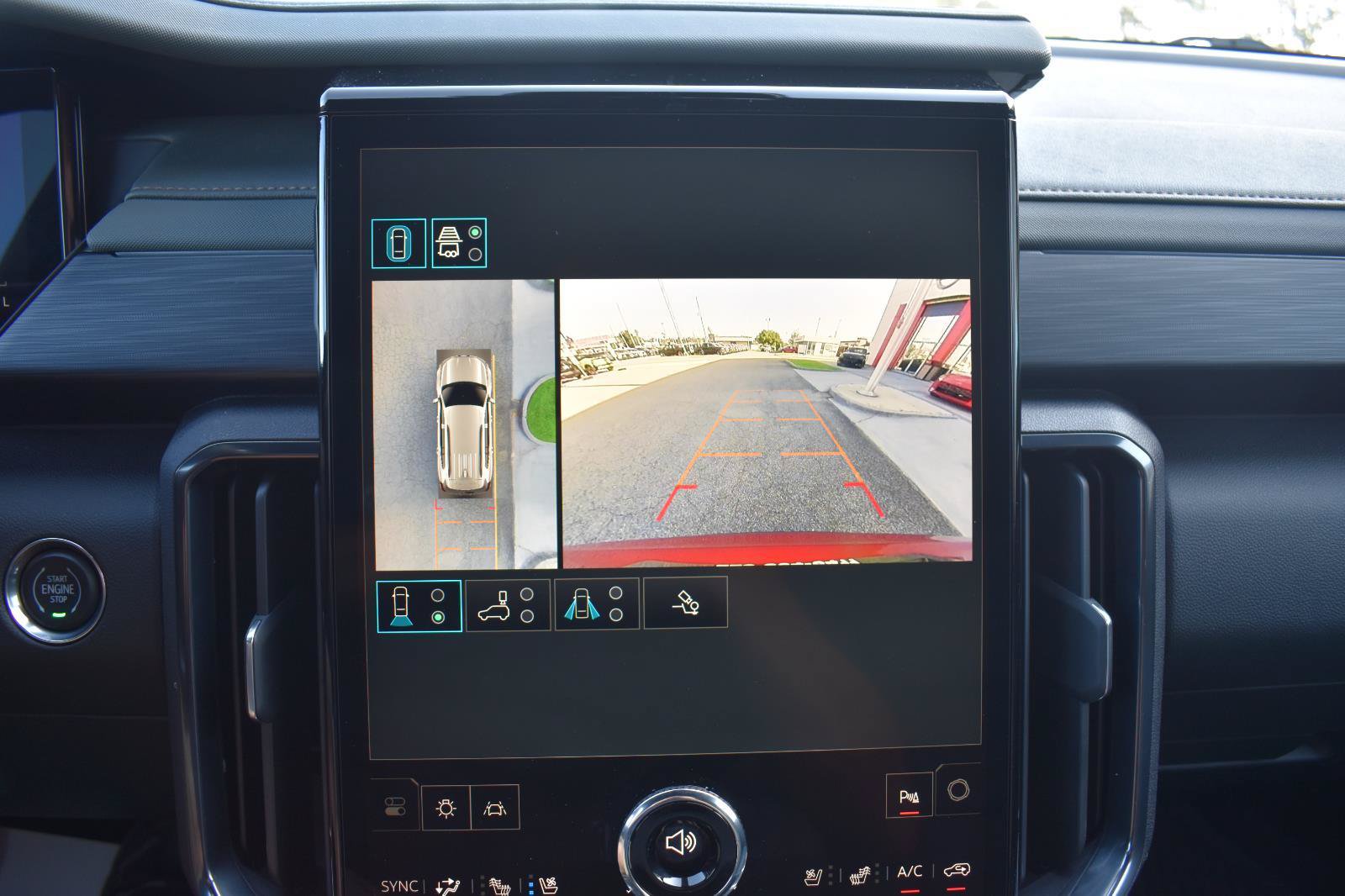 Used 2026 GMC Acadia AT4 w/ Luxury Package AWD/4WD image 41