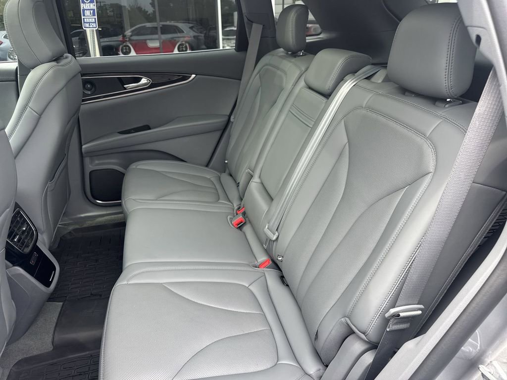 Certified 2021 Lincoln Nautilus Reserve AWD/4WD image 26