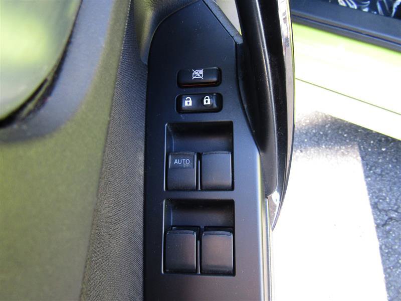 Used 2016 Scion iM image 10