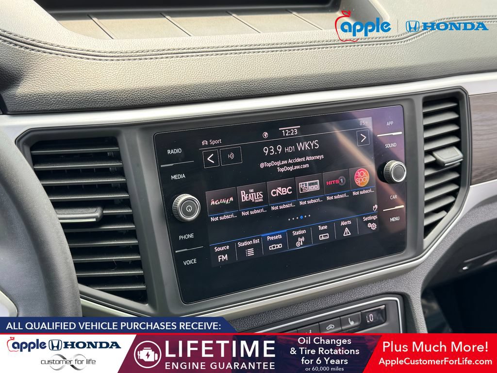 Used 2021 Volkswagen Atlas SE w/ Panoramic Sunroof Package AWD/4WD image 12