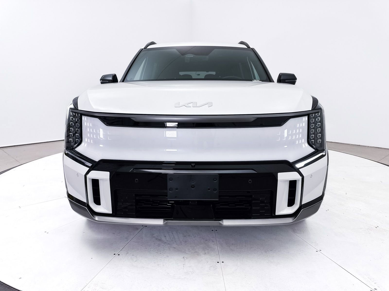 Used 2024 Kia EV9 GT-Line image 16