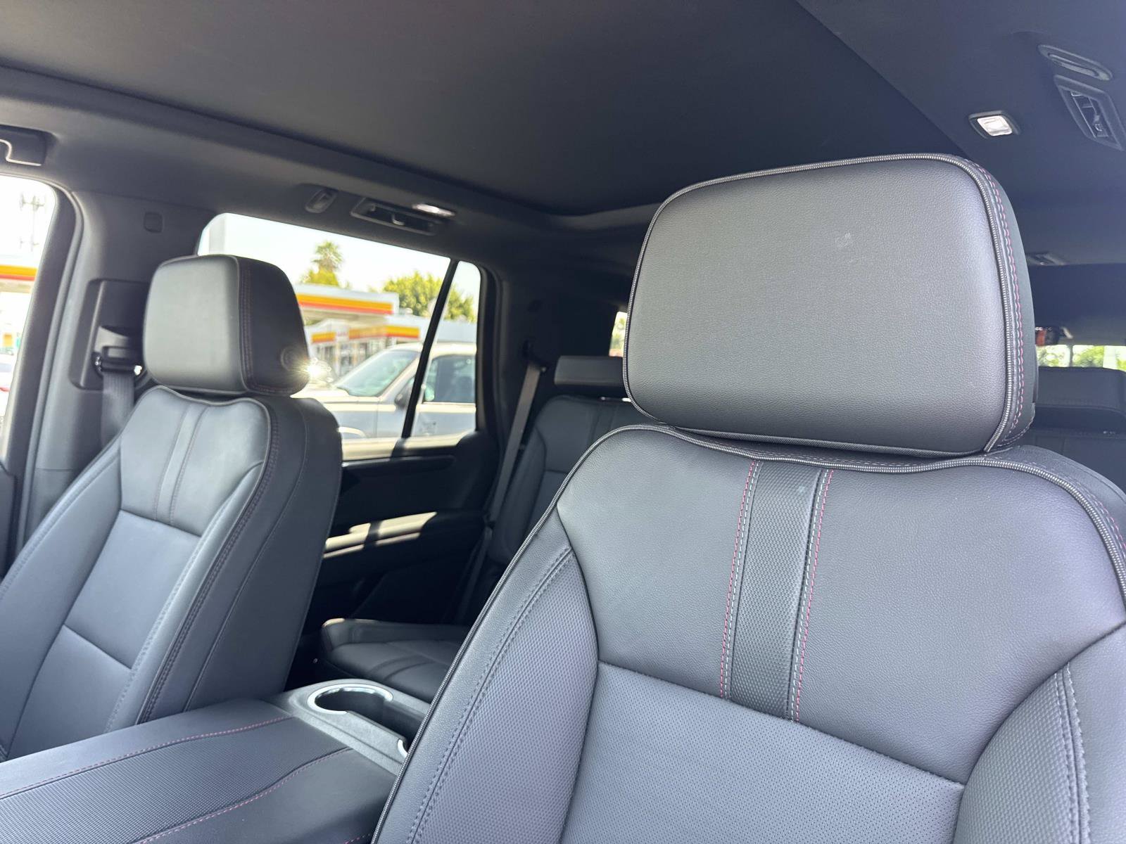 Used 2026 Chevrolet Tahoe RST w/ Comfort Package AWD/4WD image 25