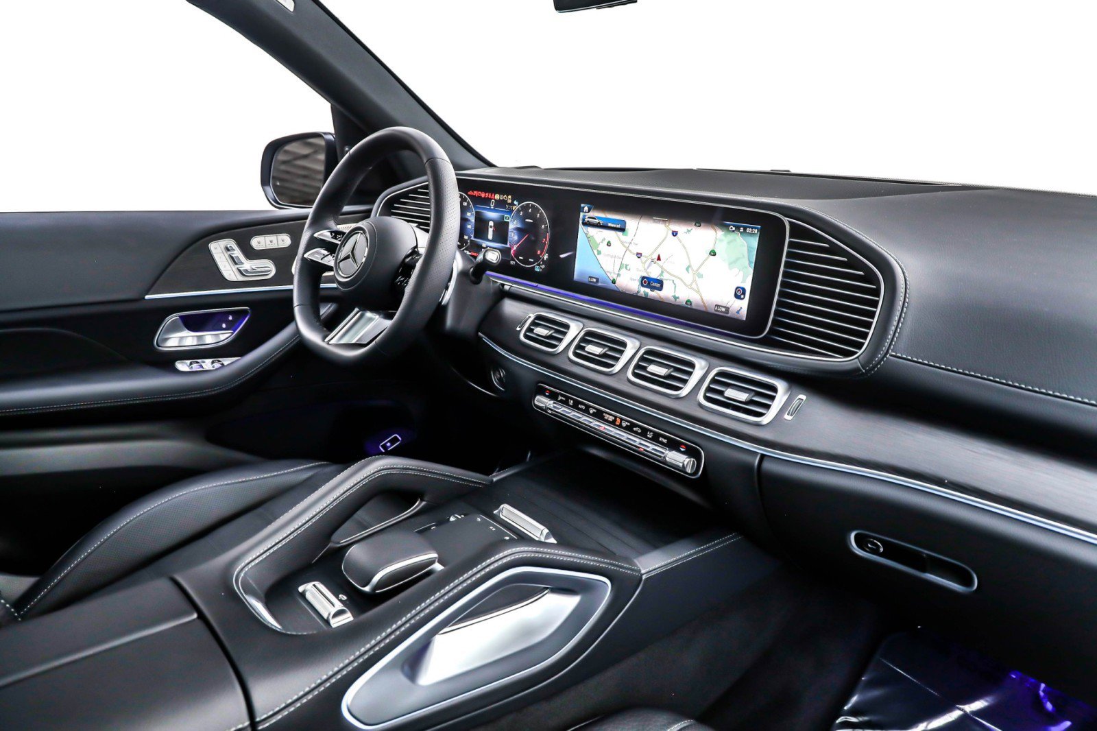New 2026 Mercedes-Benz GLS 580 4MATIC image 5