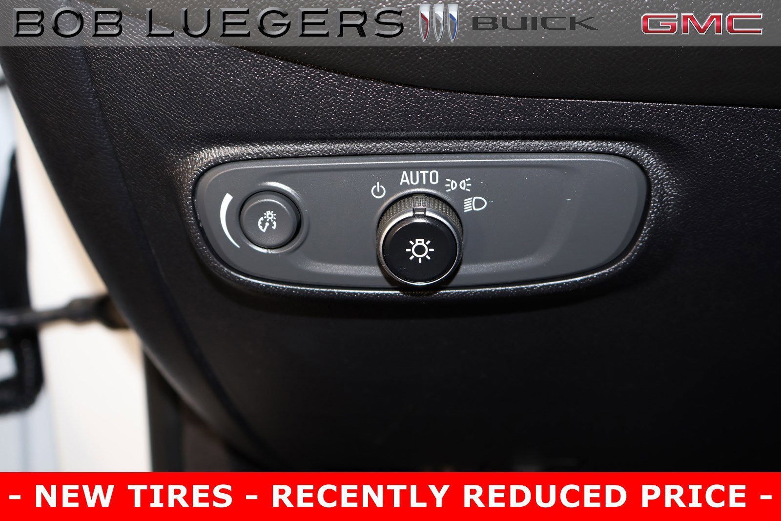 Certified 2019 Chevrolet Equinox LT FWD image 29