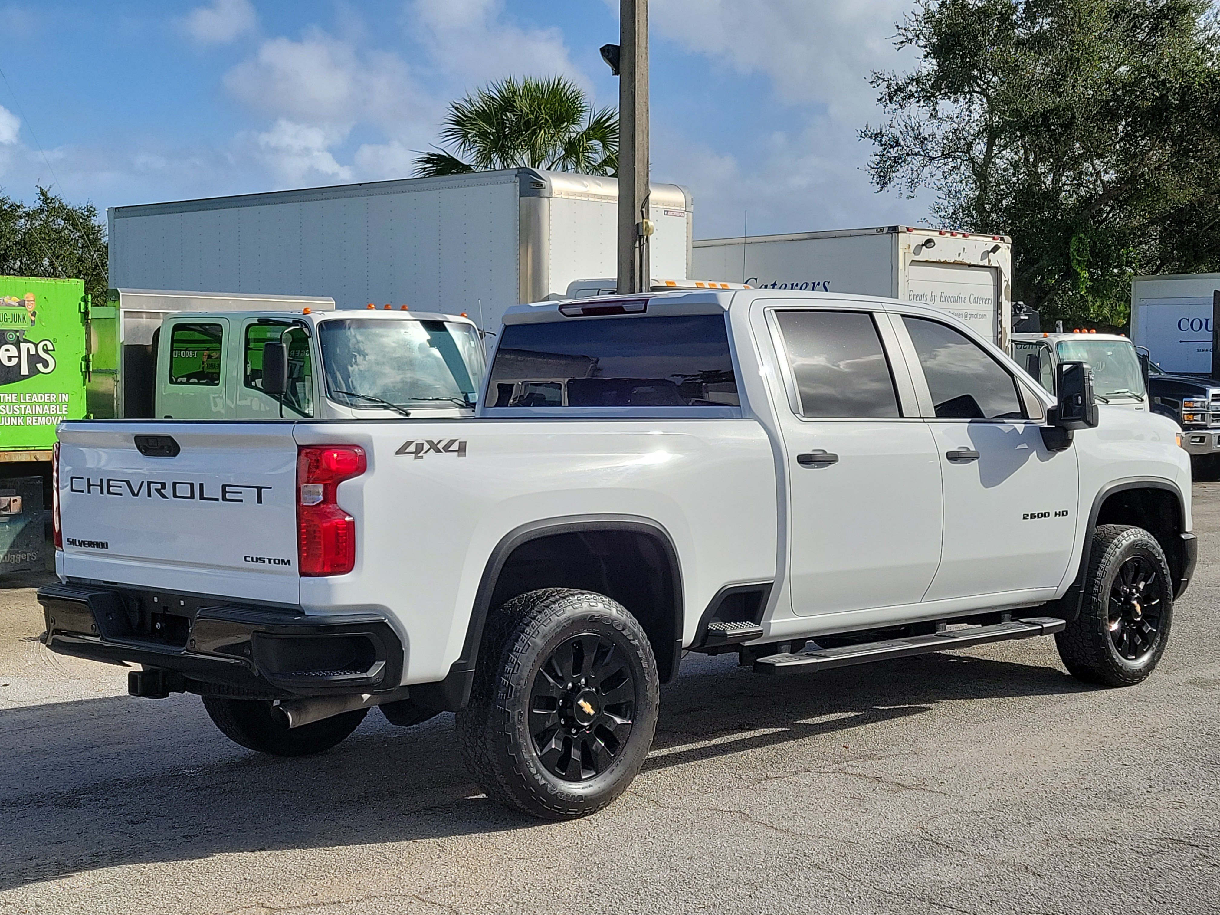 Used 2024 Chevrolet Silverado 2500 Custom w/ Custom Value Package AWD/4WD image 5