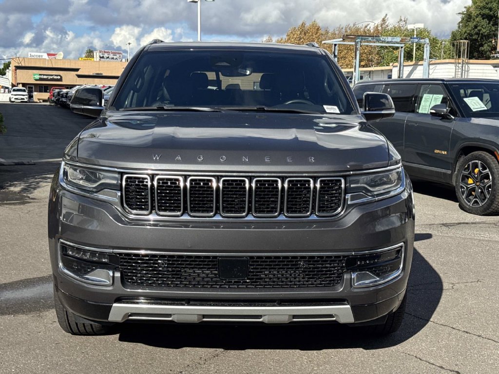 Used 2024 Jeep Wagoneer Series II RWD image 4