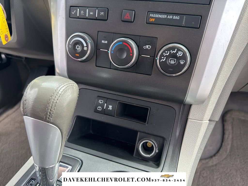 Used 2011 Chevrolet Traverse LT image 14