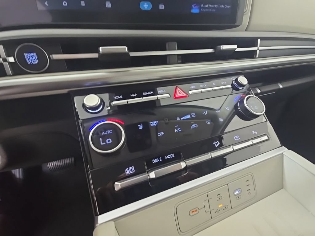 New 2027 Hyundai Santa Fe SEL FWD image 22