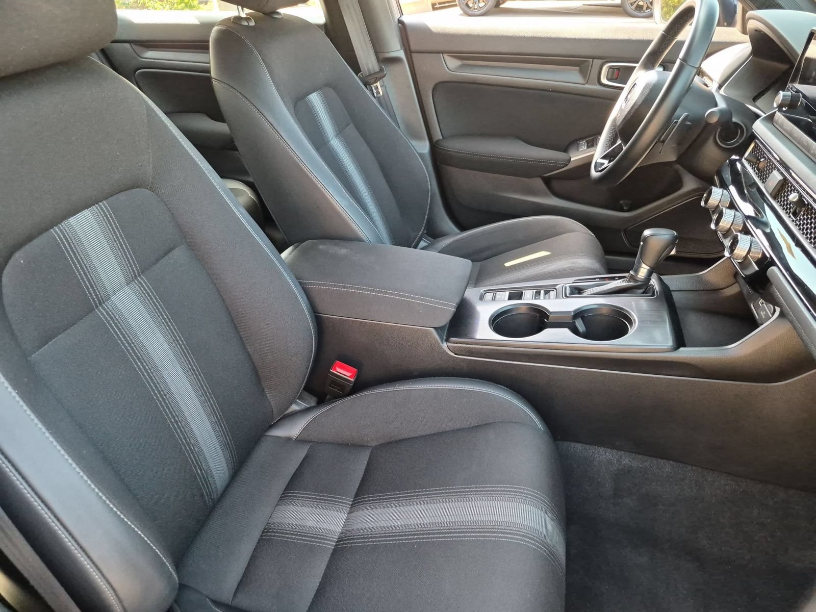 Used 2024 Honda Civic Sport image 29