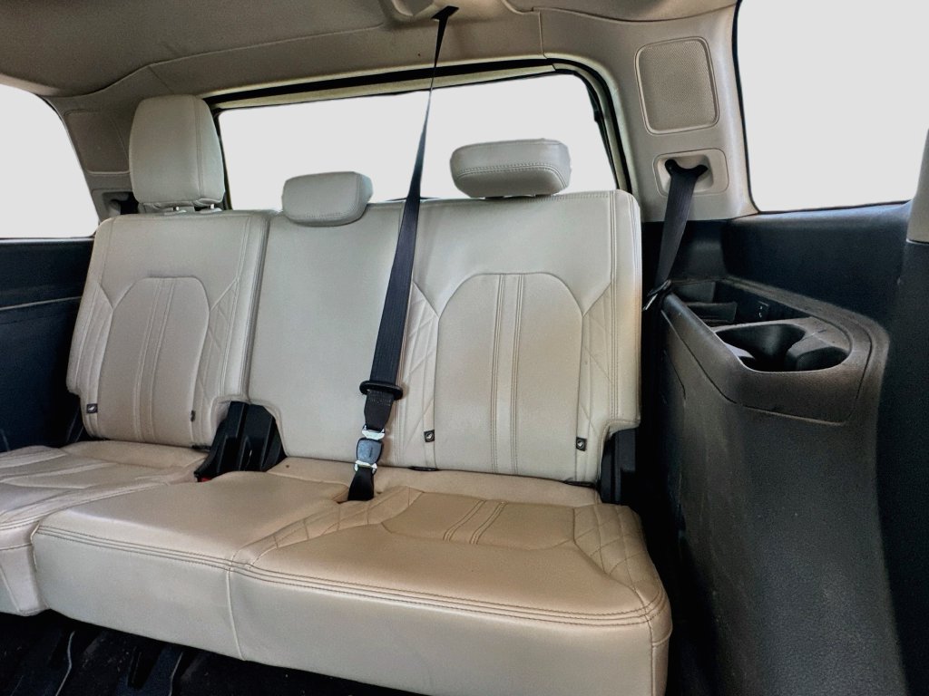 Used 2019 Ford Expedition Platinum RWD image 30