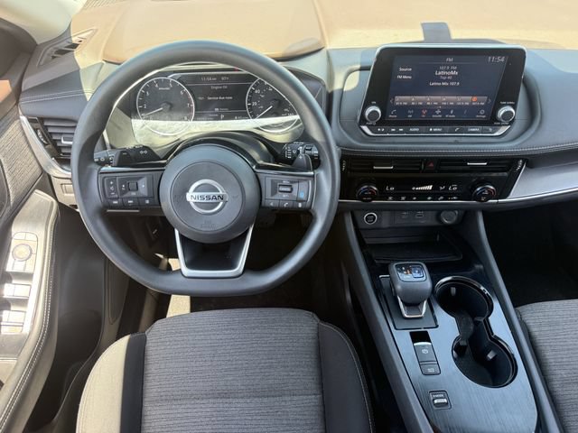 Used 2021 Nissan Rogue SV FWD image 11