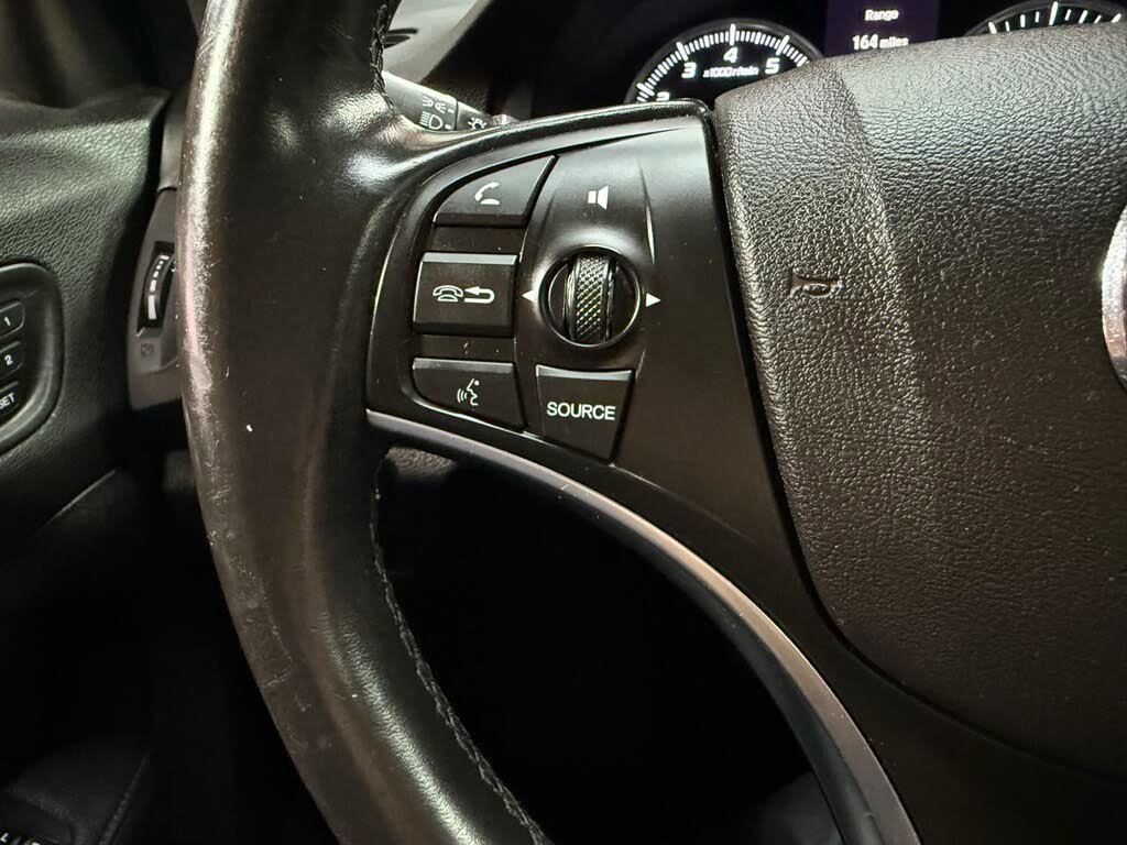 Used 2017 Acura MDX SH-AWD image 15