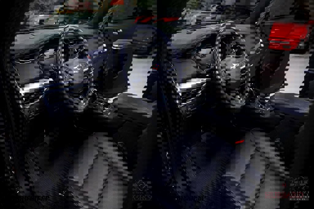 Used 2023 Cadillac XT4 Premium Luxury image 17