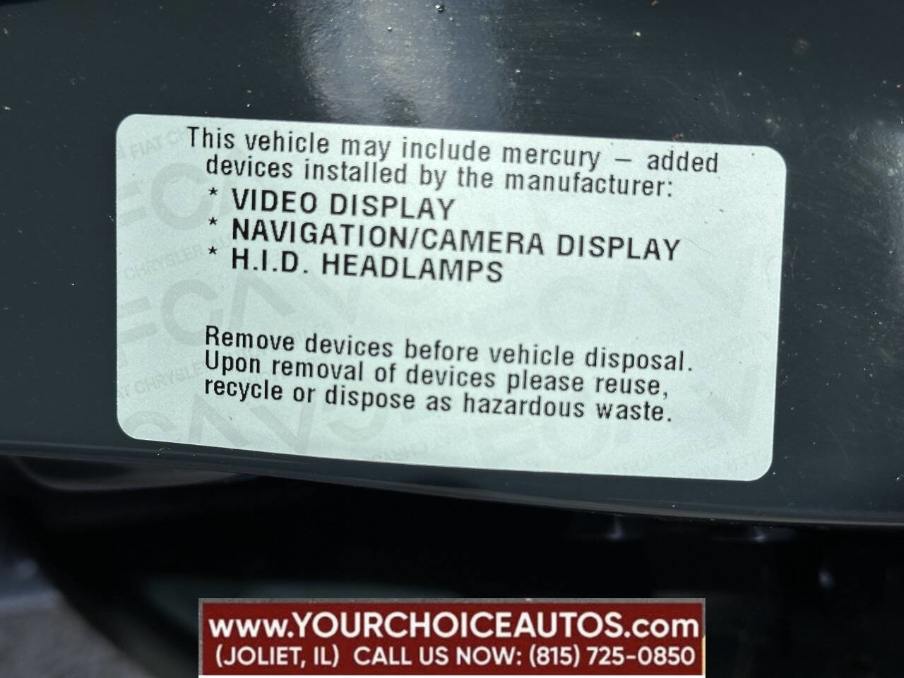 Used 2017 Jeep Cherokee Trailhawk w/ Cold Weather Group image 16