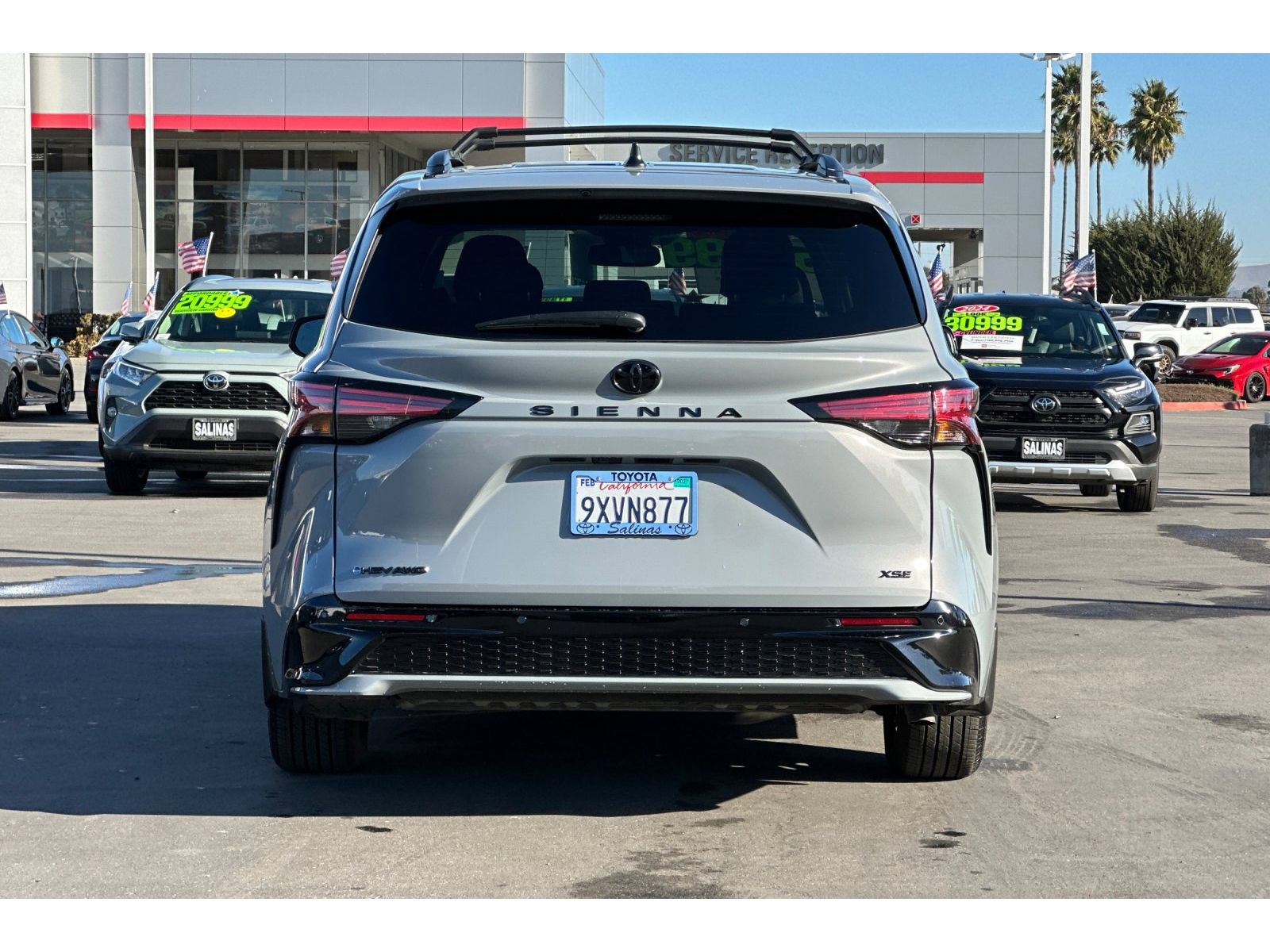 Used 2026 Toyota Sienna XSE AWD/4WD image 5