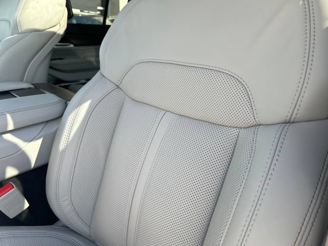 New 2024 Jeep Grand Wagoneer Series I w/ Rear Seat Video Group 1 AWD/4WD image 21
