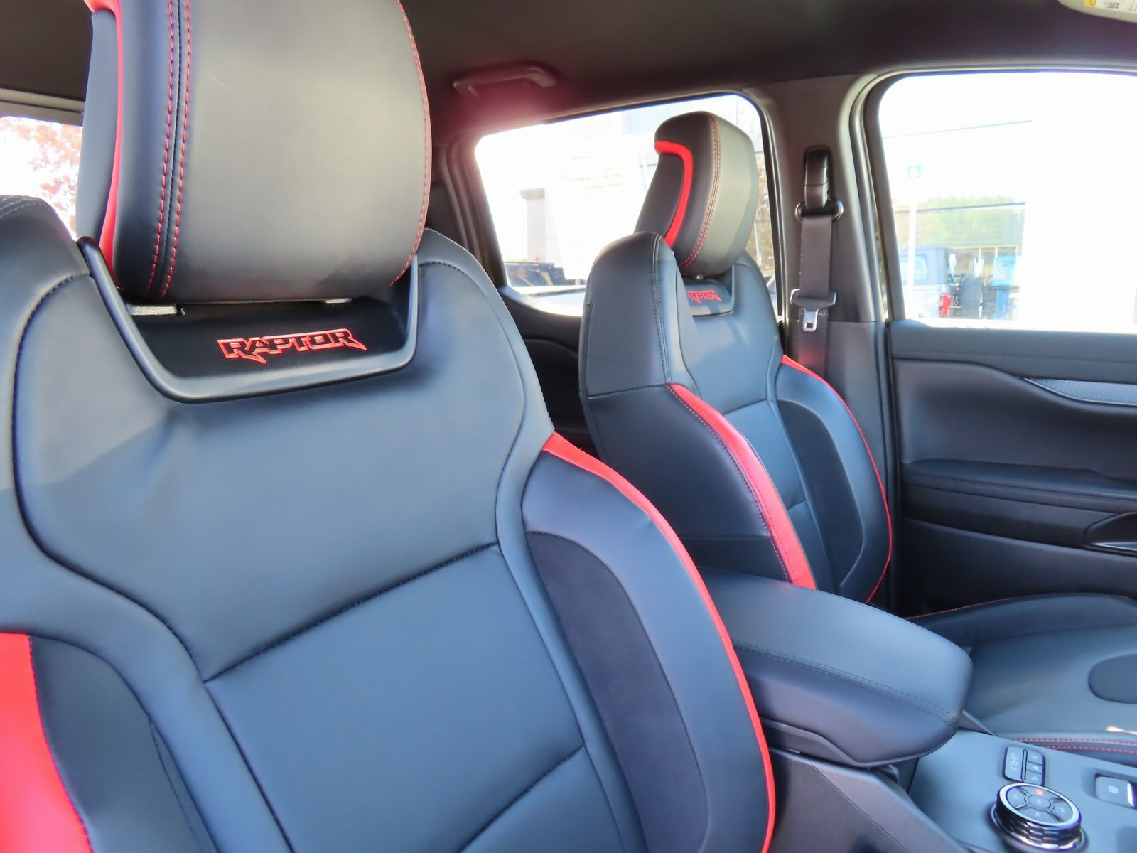 Used 2024 Ford Ranger Raptor image 37