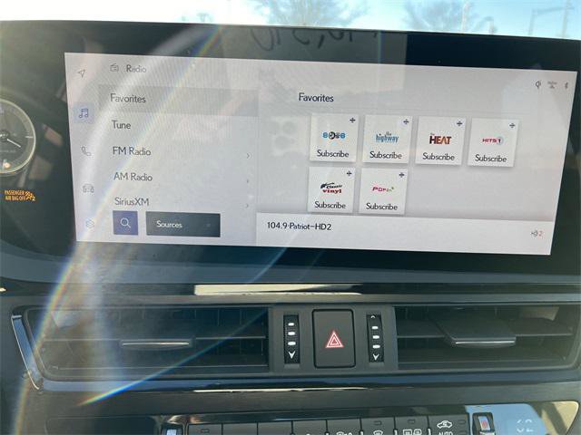 Certified 2025 Lexus ES 300h 300h image 14