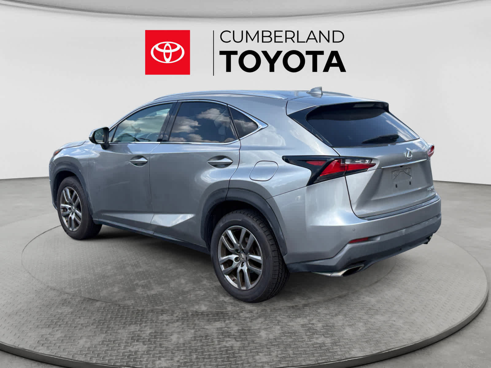 Used 2015 Lexus NX 200t FWD w/ Premium Package image 3