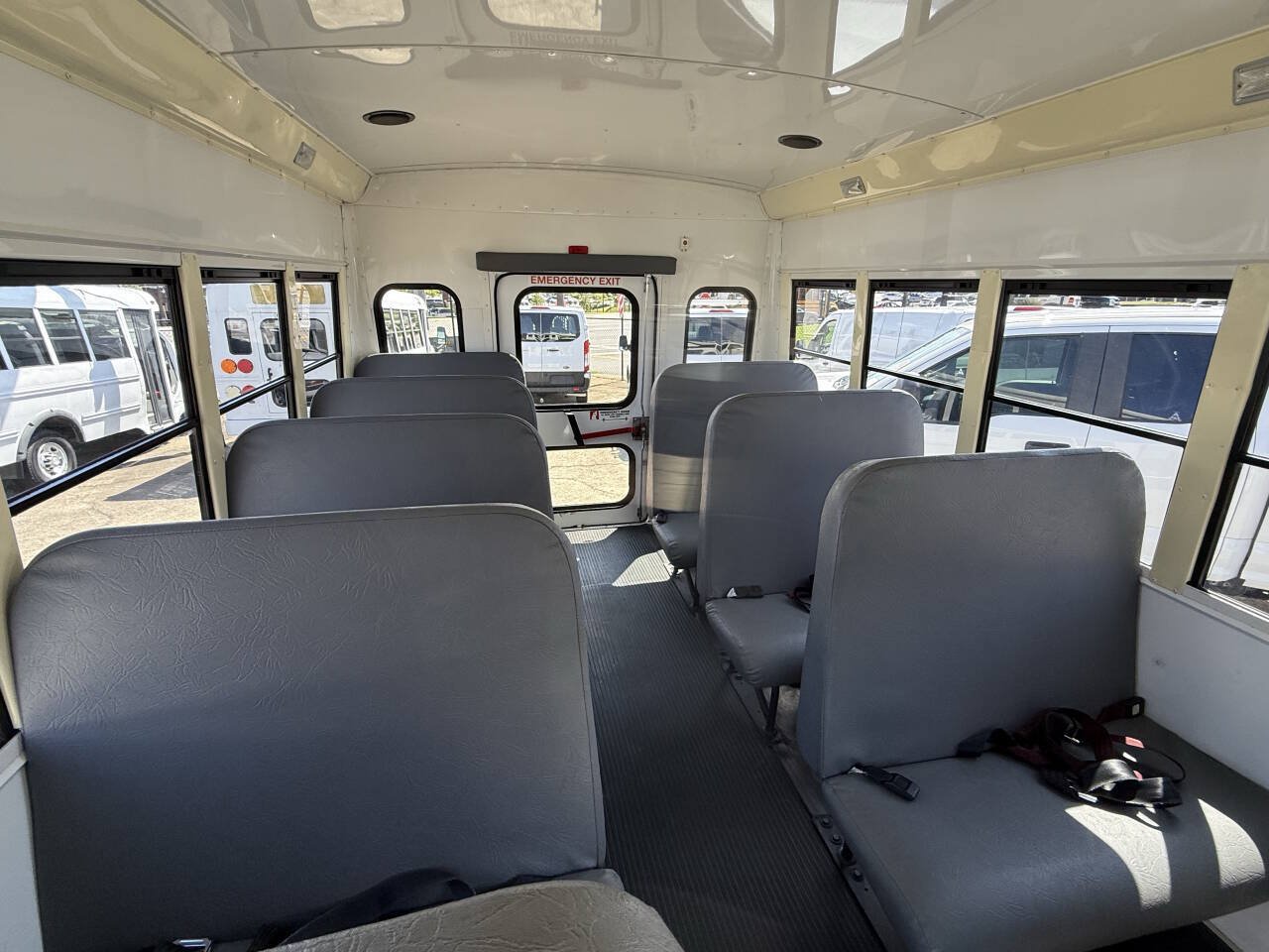 Used 2009 Chevrolet Express 3500 w/ School Bus Package RWD image 9