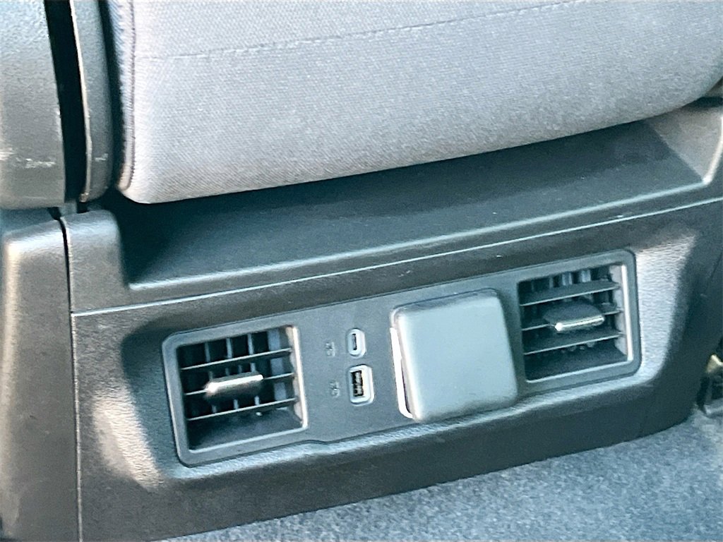 Used 2024 GMC Sierra 1500 Elevation image 24