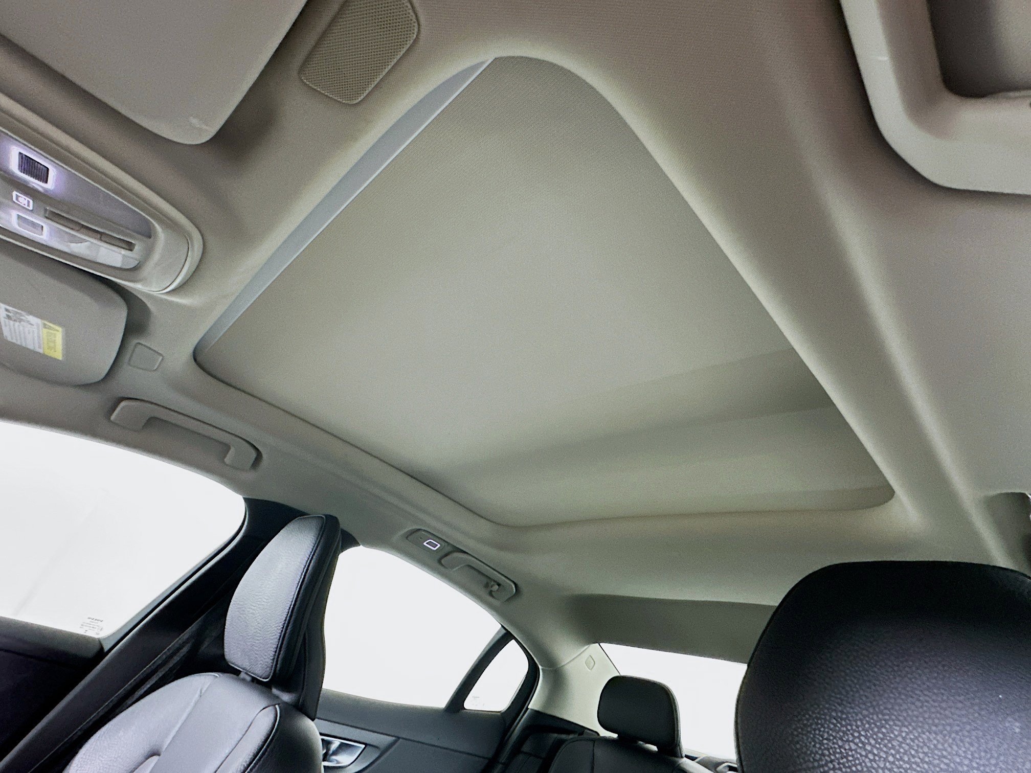 Used 2024 Volvo S60 B5 Plus image 26