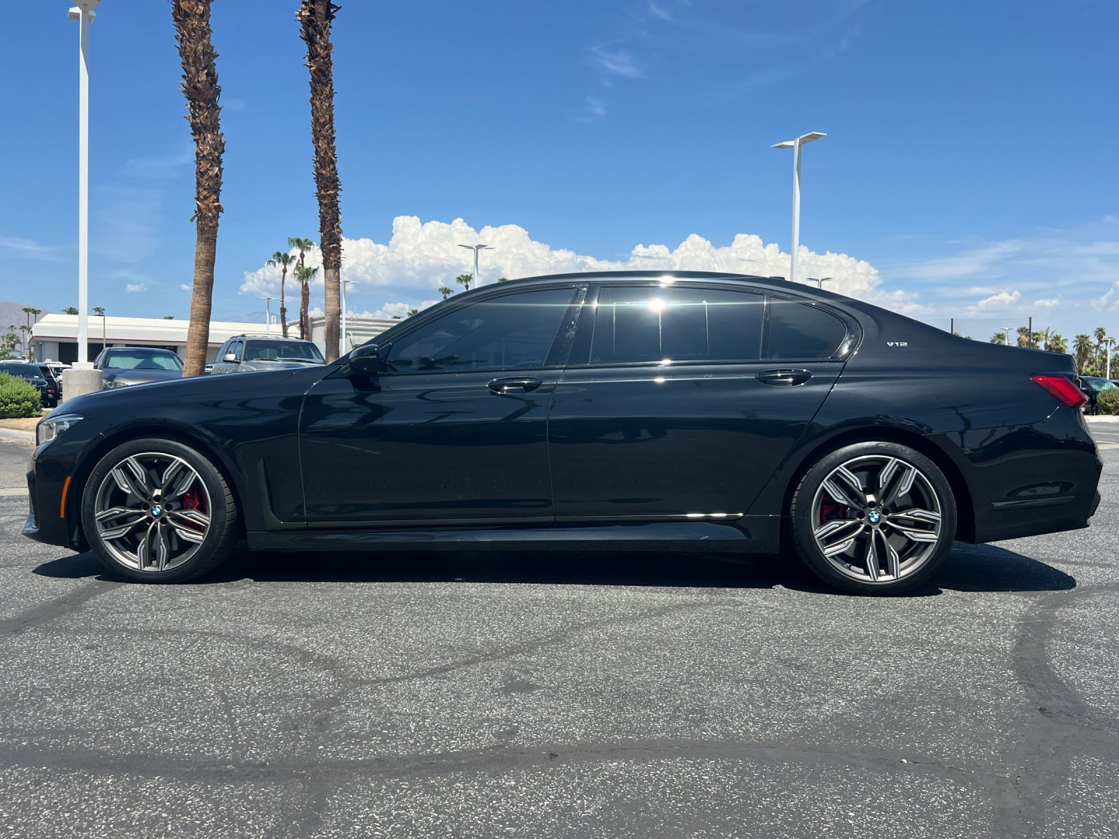 Used 2021 BMW M760i xDrive AWD/4WD image 6