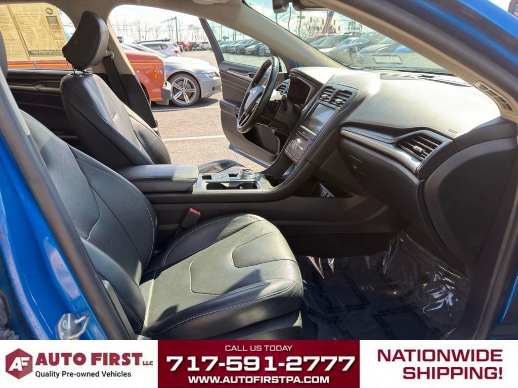 Used 2020 Ford Fusion Titanium image 16
