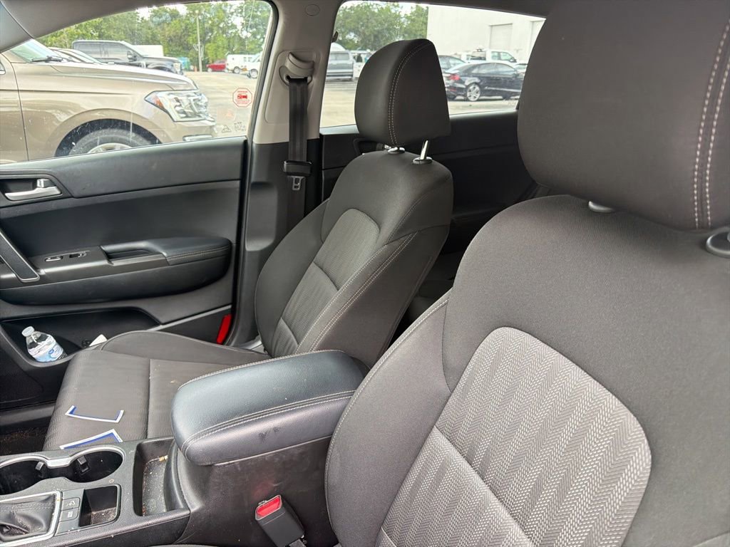 Used 2020 Kia Sportage LX FWD image 10