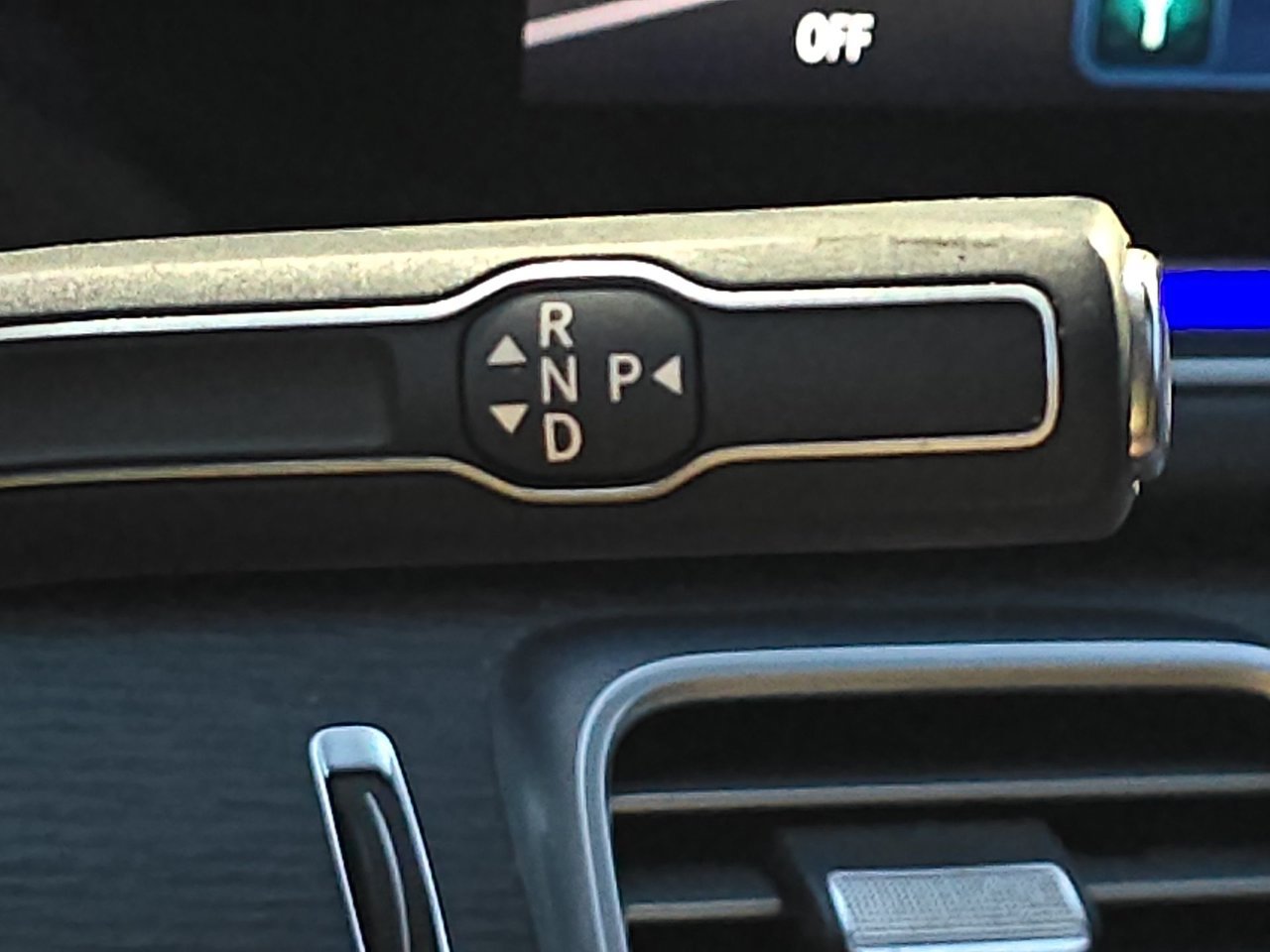Used 2024 Mercedes-Benz GLE 450 4MATIC image 18