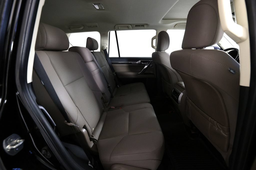 Used 2023 Lexus GX 460 Premium w/ Premium Plus Package AWD/4WD image 11