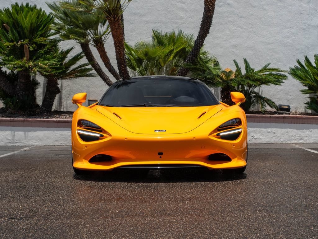 Used 2025 McLaren 750S RWD image 2