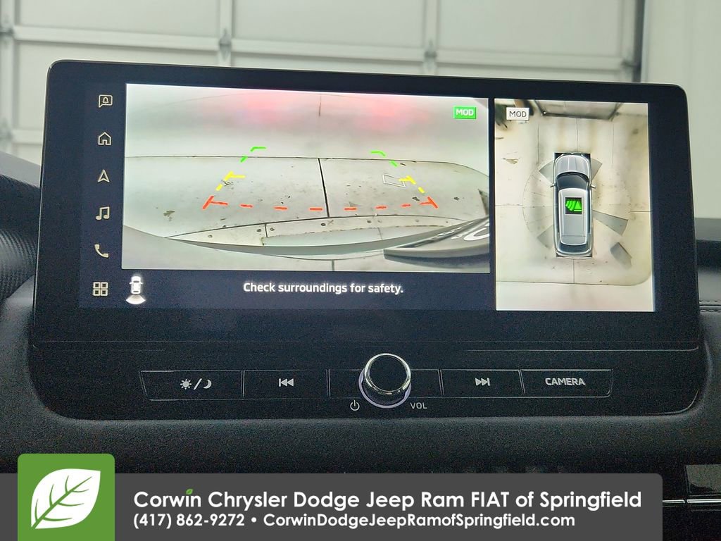 Used 2025 Mitsubishi Outlander SE image 24