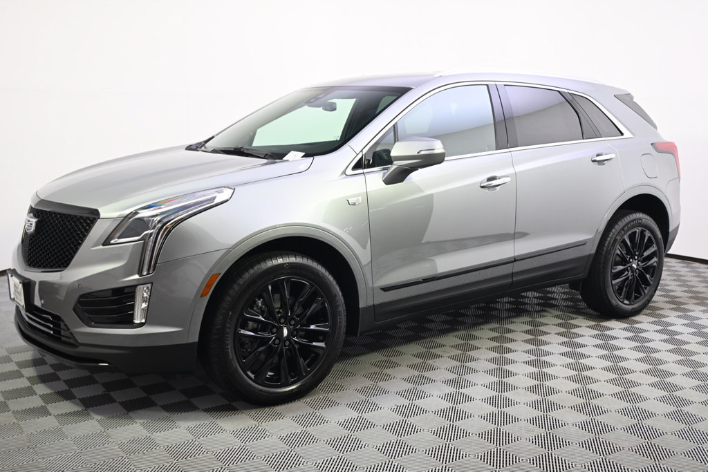 New 2026 Cadillac XT5 Luxury w/ LPO, ONYX Package AWD/4WD image 2
