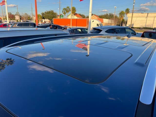 Used 2024 Kia Telluride SX image 5