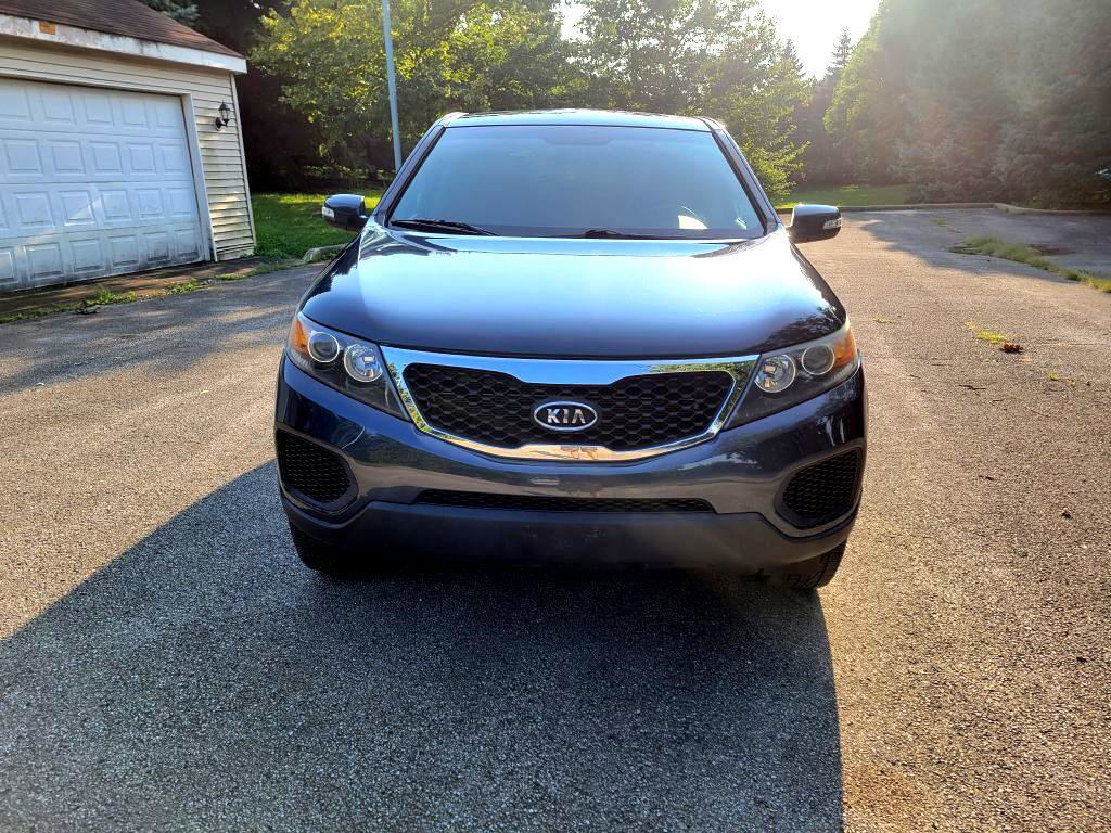 Used 2011 Kia Sorento LX image 8