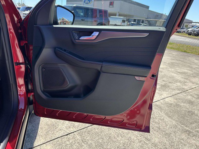 New 2025 Ford Escape Active w/ Active Premium Tech Pack image 14